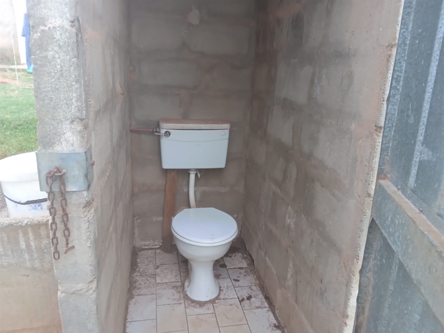 2 Bedroom Property for Sale in Kwa Nobuhle Eastern Cape